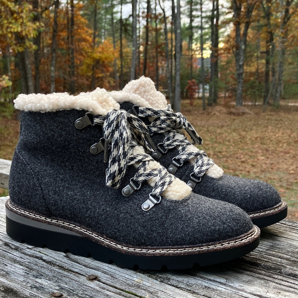 Madden NYC Hiker Boots Gray Sherpa Lace Up NWOB
